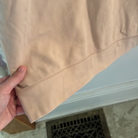 Aritzia - Group By BABATON - Sweatshirt Sz. L - Picture 5 of 6